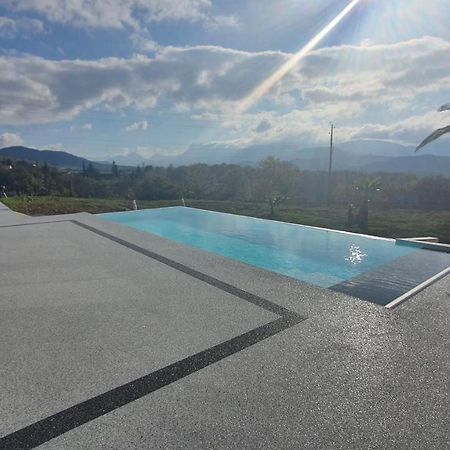 Studio Independant Vue Magnifique Et Au Calme Crest Bagian luar foto